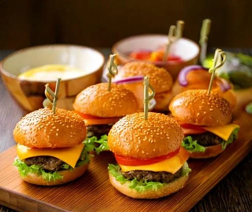 mini cheeseburgers​