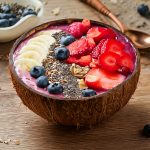 smoothie Bowl mit Beeren pinterest
